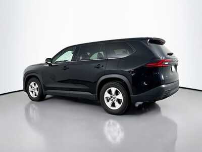 2025 Toyota Grand Highlander, $43477. Photo 5