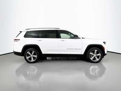 2021 Jeep Grand Cherokee L, $26451. Photo 8