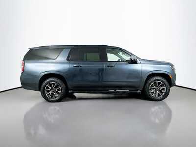 2021 Chevrolet Suburban, $37971. Photo 8