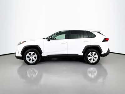 2025 Toyota RAV4, $31754. Photo 4