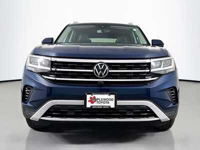2021 Volkswagen Atlas, $24646. Photo 2