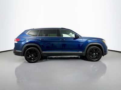 2021 Volkswagen Atlas, $24646. Photo 8