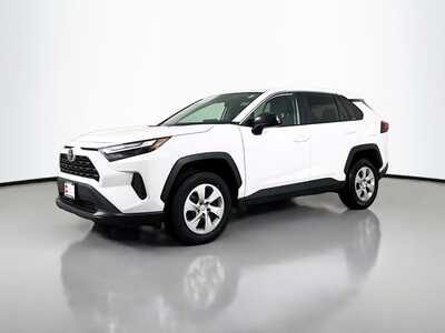 2025 Toyota RAV4, $30861. Photo 3