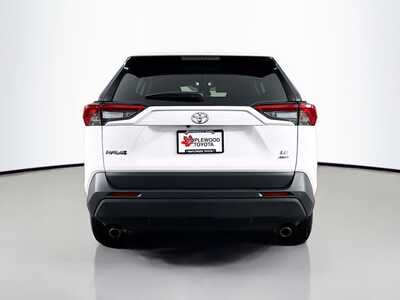 2025 Toyota RAV4, $30861. Photo 6