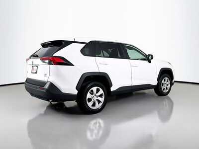 2025 Toyota RAV4, $30861. Photo 7