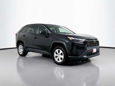 2025 Toyota RAV4, $30981. Photo 1