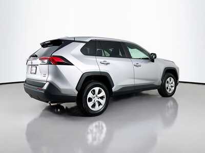 2024 Toyota RAV4, $28758. Photo 7