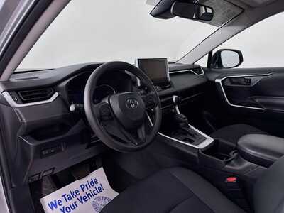 2024 Toyota RAV4, $28758. Photo 9
