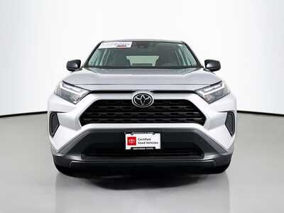 2024 Toyota RAV4, $28556. Photo 2