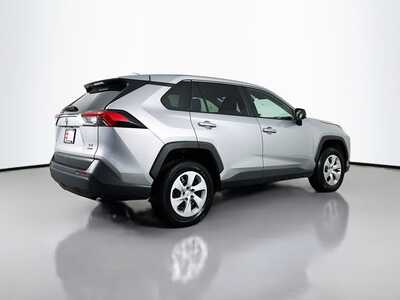 2024 Toyota RAV4, $28556. Photo 7