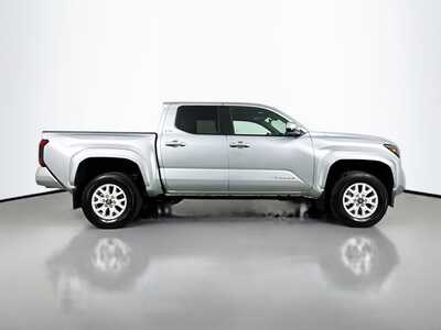2024 Toyota Tacoma, $37545. Photo 8