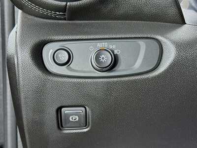 2019 Chevrolet Blazer, $19894. Photo 10