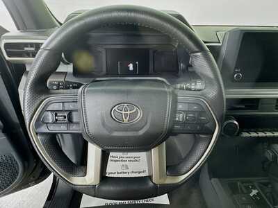 2025 Toyota 4Runner, $39748. Photo 11