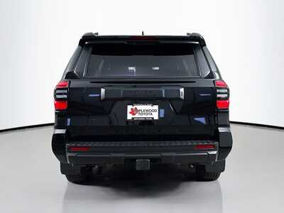 2025 Toyota 4Runner, $39748. Photo 6