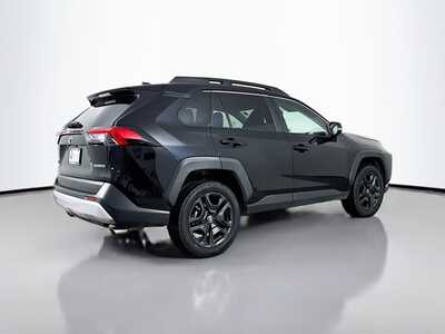 2024 Toyota RAV4, $31007. Photo 7