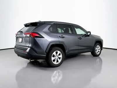 2025 Toyota RAV4, $30752. Photo 7