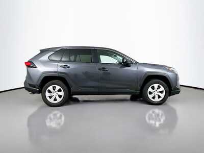 2025 Toyota RAV4, $30752. Photo 8