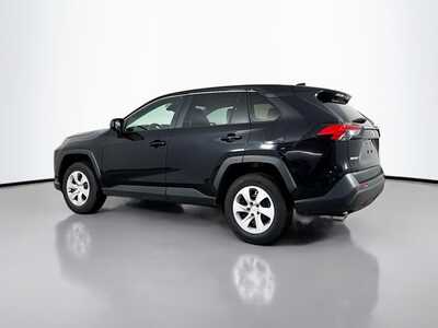 2025 Toyota RAV4, $30977. Photo 5