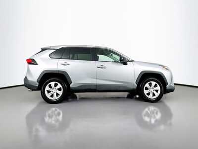 2025 Toyota RAV4, $30340. Photo 8