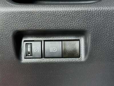 2025 Toyota RAV4, $34977. Photo 10