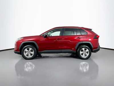 2025 Toyota RAV4, $34977. Photo 4