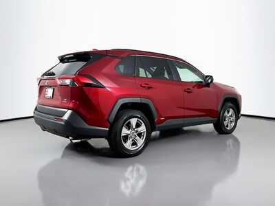 2025 Toyota RAV4, $34977. Photo 7