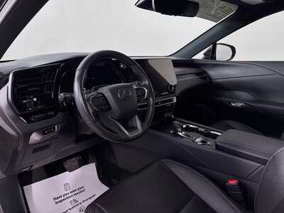 2023 Lexus RX, $47304. Photo 9