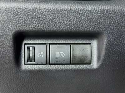 2025 Toyota RAV4, $30465. Photo 10