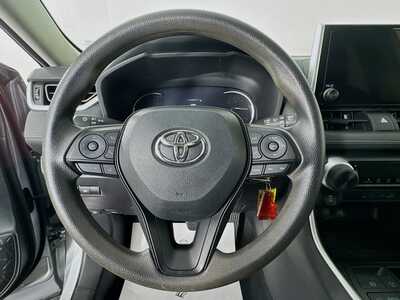 2025 Toyota RAV4, $30465. Photo 11