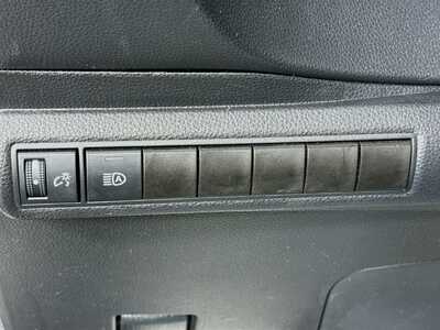 2023 Toyota Corolla, $18991. Photo 10