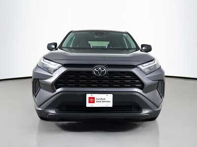 2024 Toyota RAV4, $28814. Photo 2
