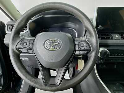 2025 Toyota RAV4, $30149. Photo 11