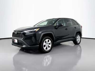 2025 Toyota RAV4, $30149. Photo 3