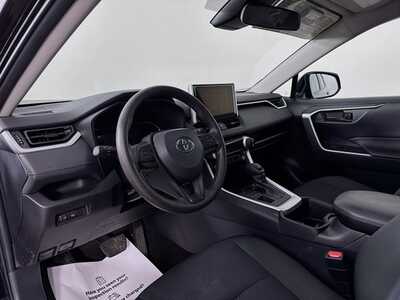 2025 Toyota RAV4, $30149. Photo 9