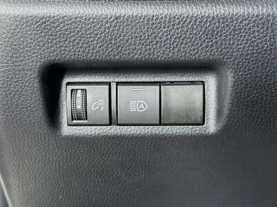 2024 Toyota RAV4, $29977. Photo 10