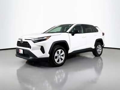 2024 Toyota RAV4, $29977. Photo 3