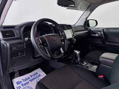 2024 Toyota 4Runner, $42725. Photo 9