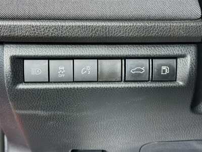 2025 Toyota Camry, $26477. Photo 10