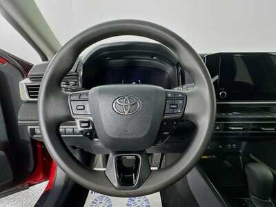 2025 Toyota Camry, $26477. Photo 11