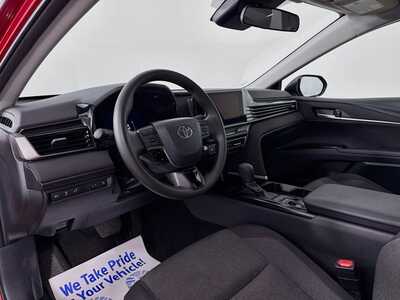2025 Toyota Camry, $26477. Photo 9