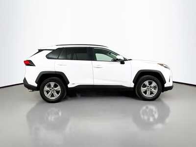 2025 Toyota RAV4, $35533. Photo 8
