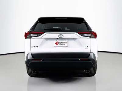 2024 Toyota RAV4, $28977. Photo 6