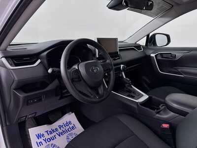 2024 Toyota RAV4, $28977. Photo 9