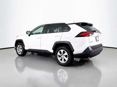 2024 Toyota RAV4, $29977. Photo 5