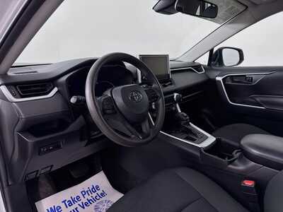 2024 Toyota RAV4, $29977. Photo 9