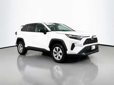 2024 Toyota RAV4, $29977. Photo 1