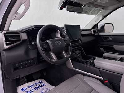 2022 Toyota Tundra, $51977. Photo 9