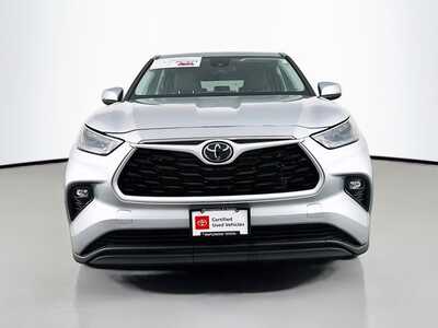 2024 Toyota Highlander, $36477. Photo 2