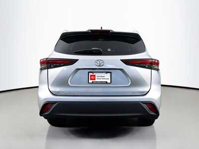 2024 Toyota Highlander, $36477. Photo 6
