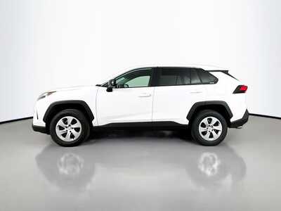 2024 Toyota RAV4, $29977. Photo 4